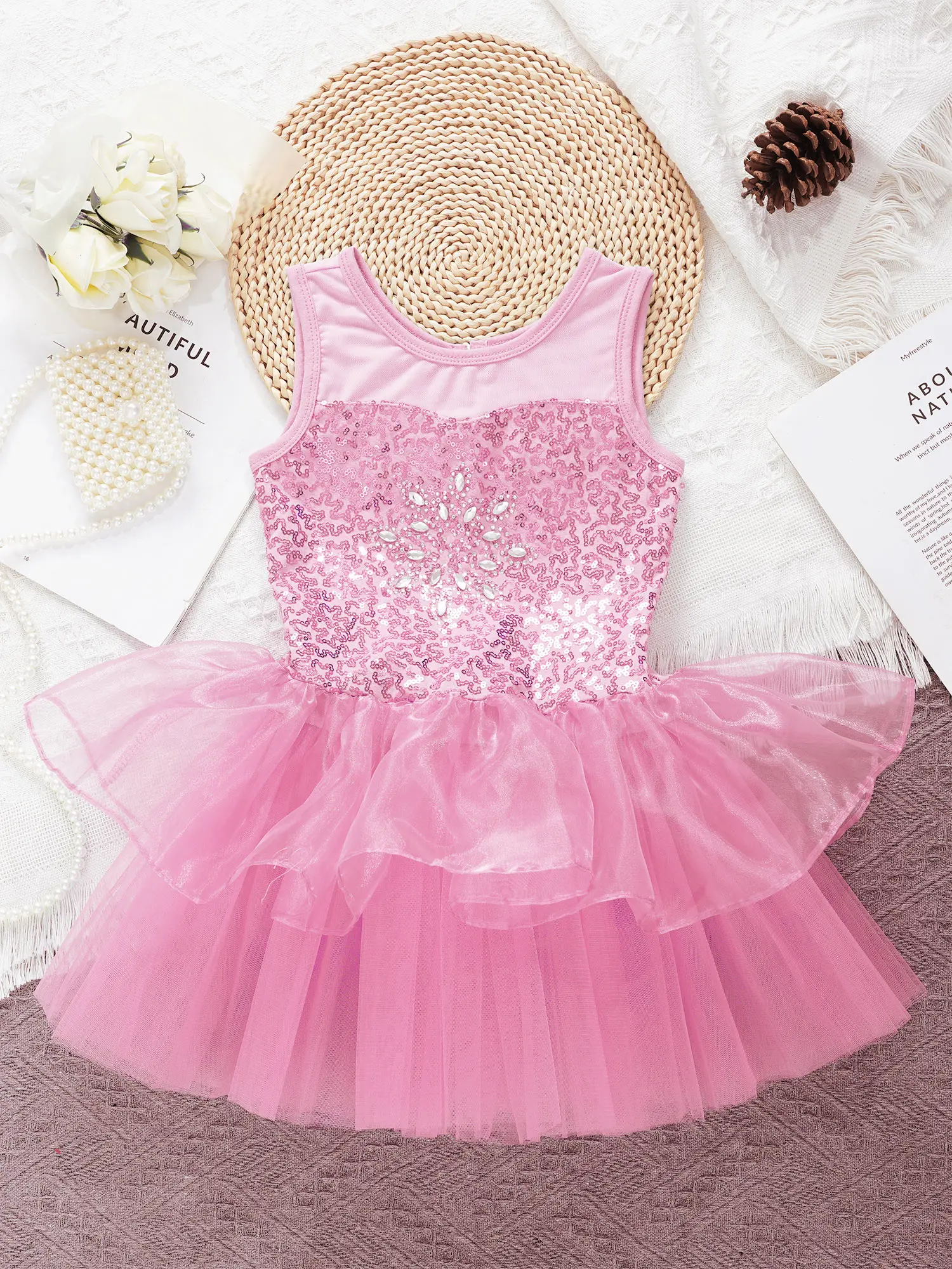 Children Gymnastics Costume Girls Shiny Sequins Ballet Dress Kids Tutu Tulle Dance Leotard Dress for Ice Figure Skating Clothes
