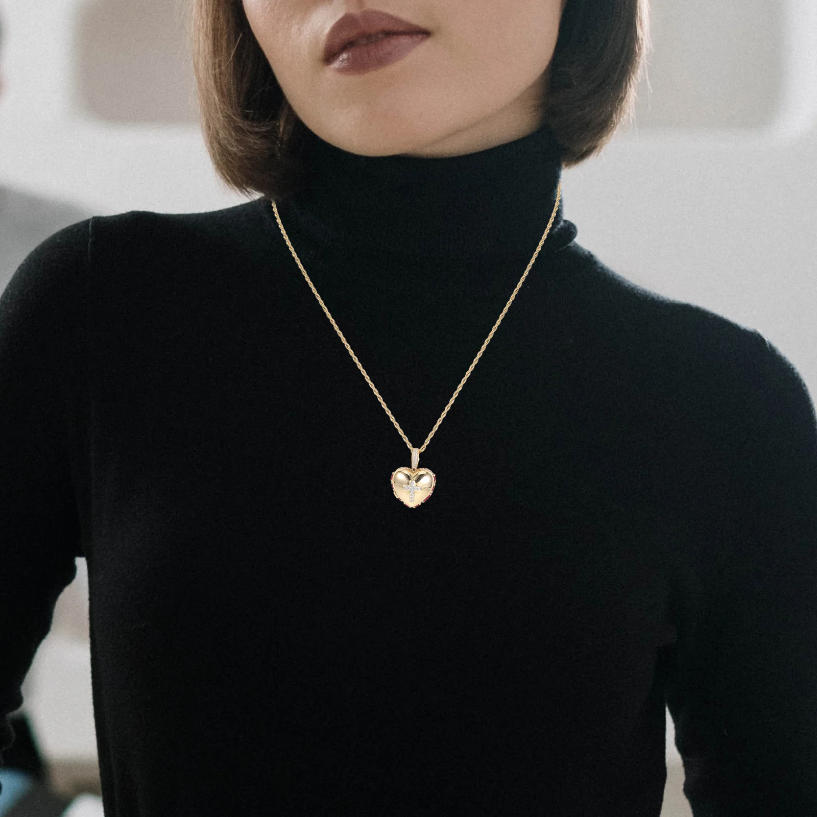 

Heart Shape Photo Necklace DIY Flip Cover Protective Vintage Romantic Cross Pendant Jewelry Lockets Necklaces for Women