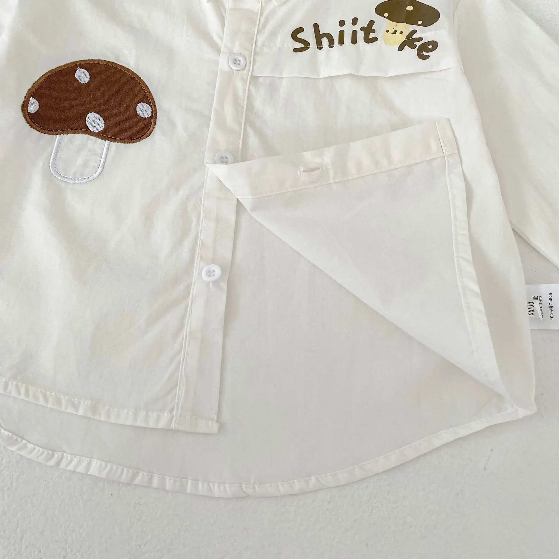 الربيع والخريف نمط جديد 1-3 سنة الذكور والإناث الطفل الفطر الغربي المطبوعة قميص مطرز