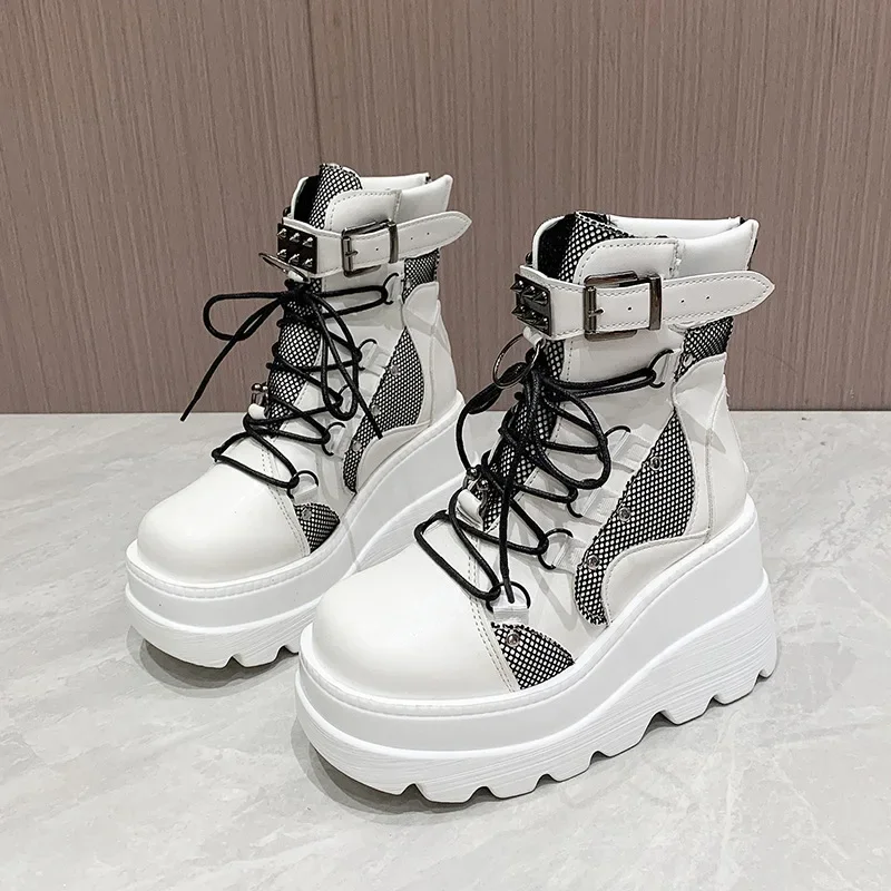 2024 New Design Women Punk Gothic Motorcycle Boots Platform Chunky High Heel Ankle Boot Ladies Cool Wedge Black Female Shoes