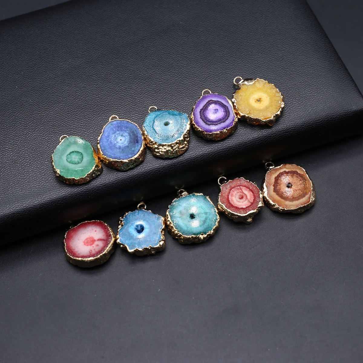 10PCS Random Color Wholesale Natural Crystal Cluster Pendant Jewelry Making DIY Necklace Earrings Accessories Gift 22x22mm