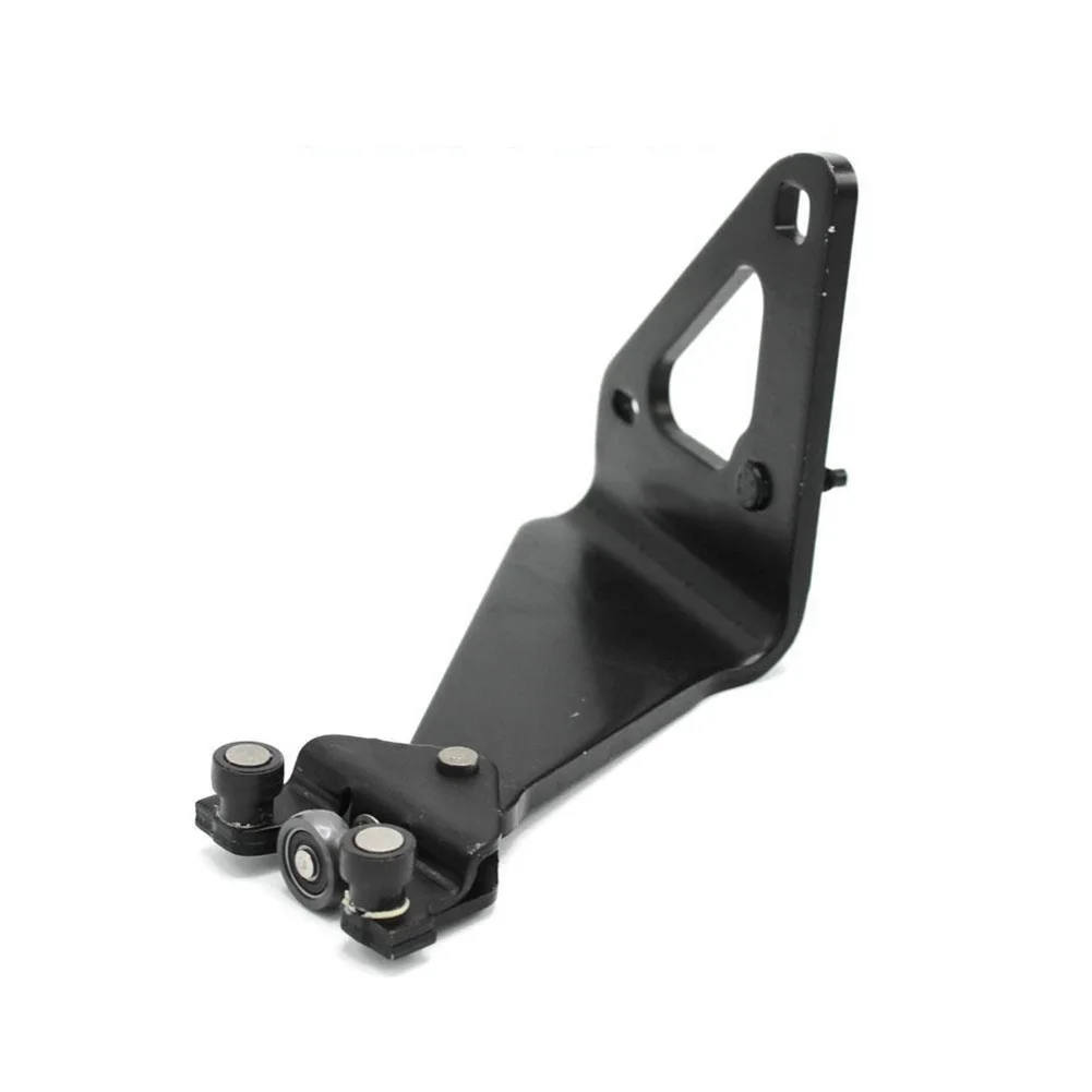 

Распродажа! Новейший нижний левый направляющий кронштейн ролика сдвижной двери для Nissan Primastar, номера OEM: 91165709, 93451800