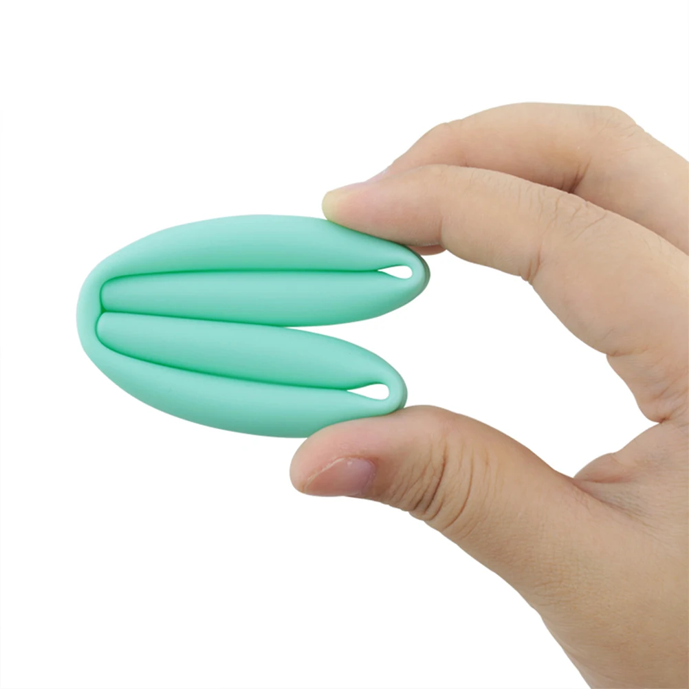 

Reusable Silicone Straws 2 Sets Foldable Drinking Beverage Straw Portable Travel Case for Home Party Use Eco Friendly