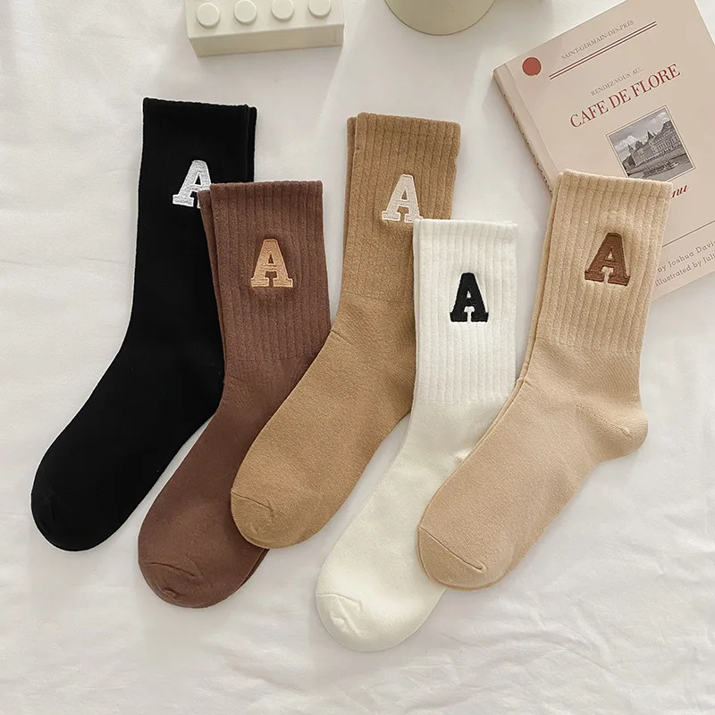 Calcetines informales de algodón para mujer, Calcetines con letras A para mujer, Otoño Invierno, estilo coreano, moda de Color sólido, Calcetines