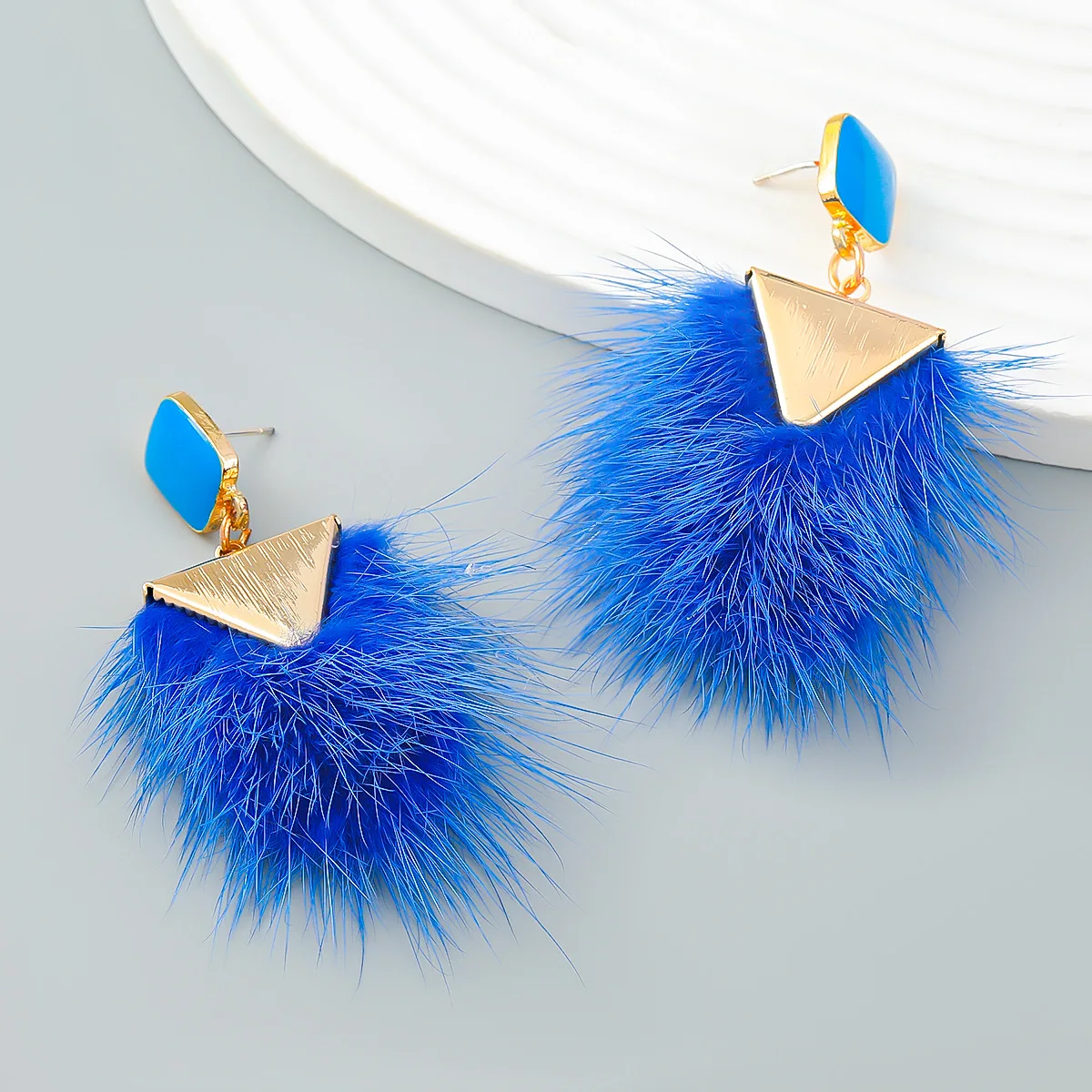 1 Pair Lovely Fake Rabbit Faux Fur Ball Dangle Earrings Cute Soft Pompom Long Drop Earring Jewelry For Lady Women Girls