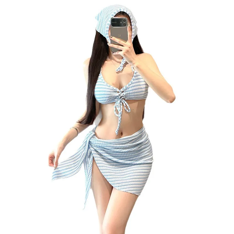 섹시한 K팝 블루 스트라이프 비키니 세트 4종, 홀터넥 타이 드로스트링, 커버 스커트와 스카프 포함 수영복 비키니
