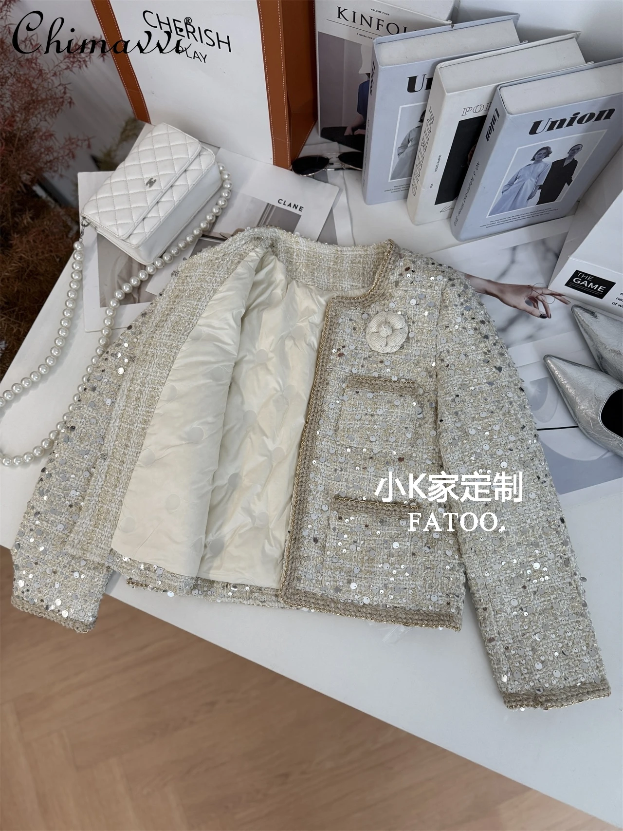 

2025 Winter New High-End Fashion Heavy Light Luxury Sequin Beaded Tweed Down Jacket Women's Elegant Long Sleeve Women's Top