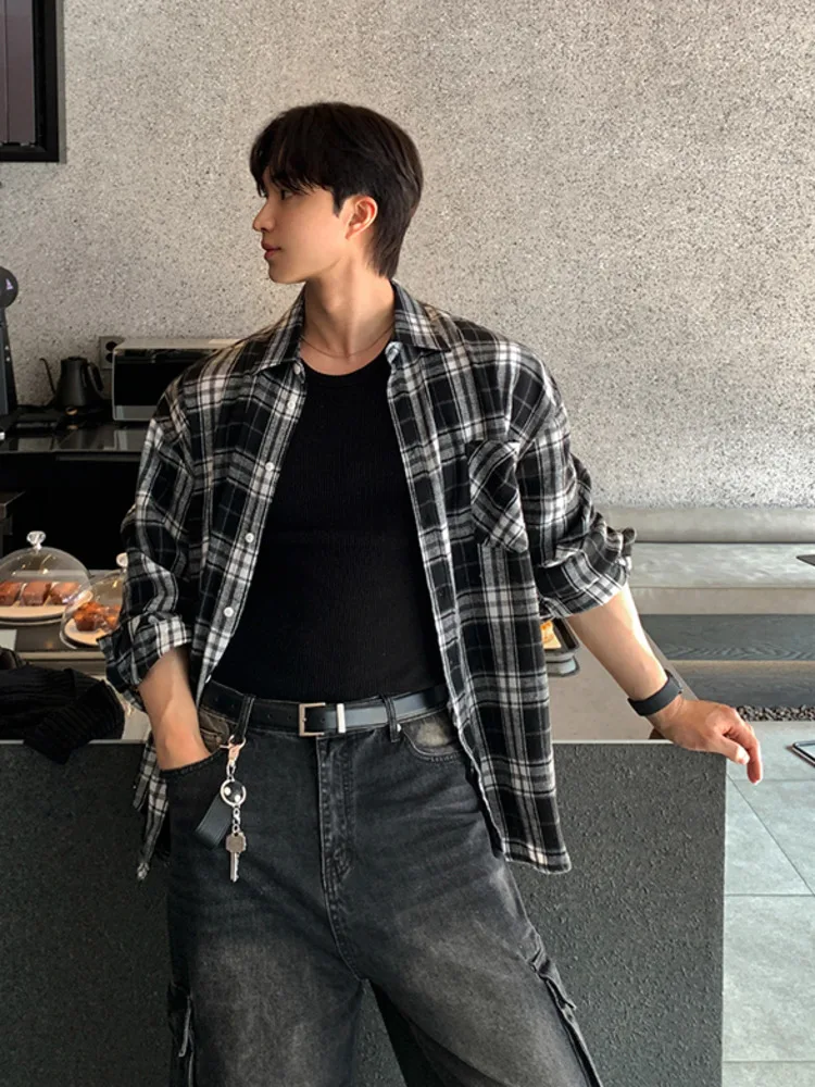 

SYUHGFA 2025 Autumn Niche Design Men's Shirts Lapel Plaid Design Contrast Color Single Breasted Long Sleeved Male Clothing