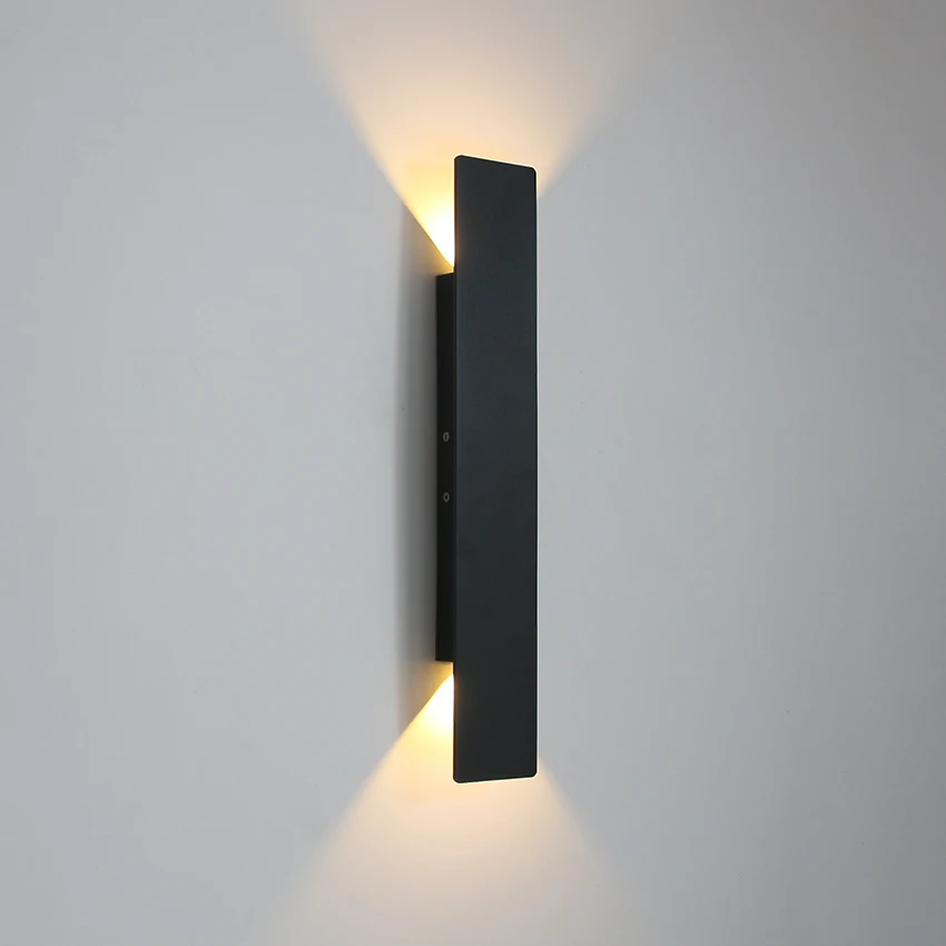 Modern Led Waterproof Outdoor Up Down Wall Lamp IP65 Aluminum 18w LED Wall Light Indoor Decorated Wall Sconce