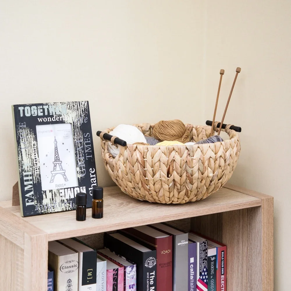 Natural Woven Water Hyacinth Decorative Bowl with Wooden Handles Home Storage Floral Centerpiece Kitchen Dining Table