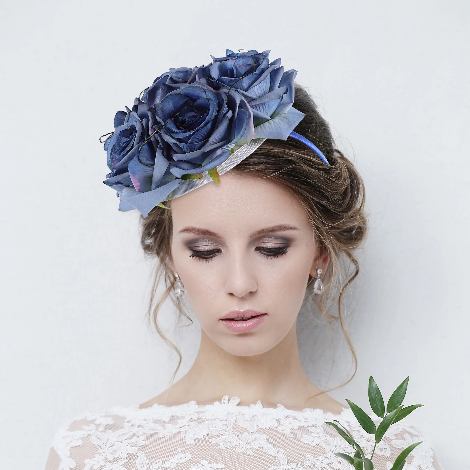 

Rose Designed Headb Exquisite Fabric Headwear for Women Red Color Smooth Surface Fashionable Party Tea Party Prop