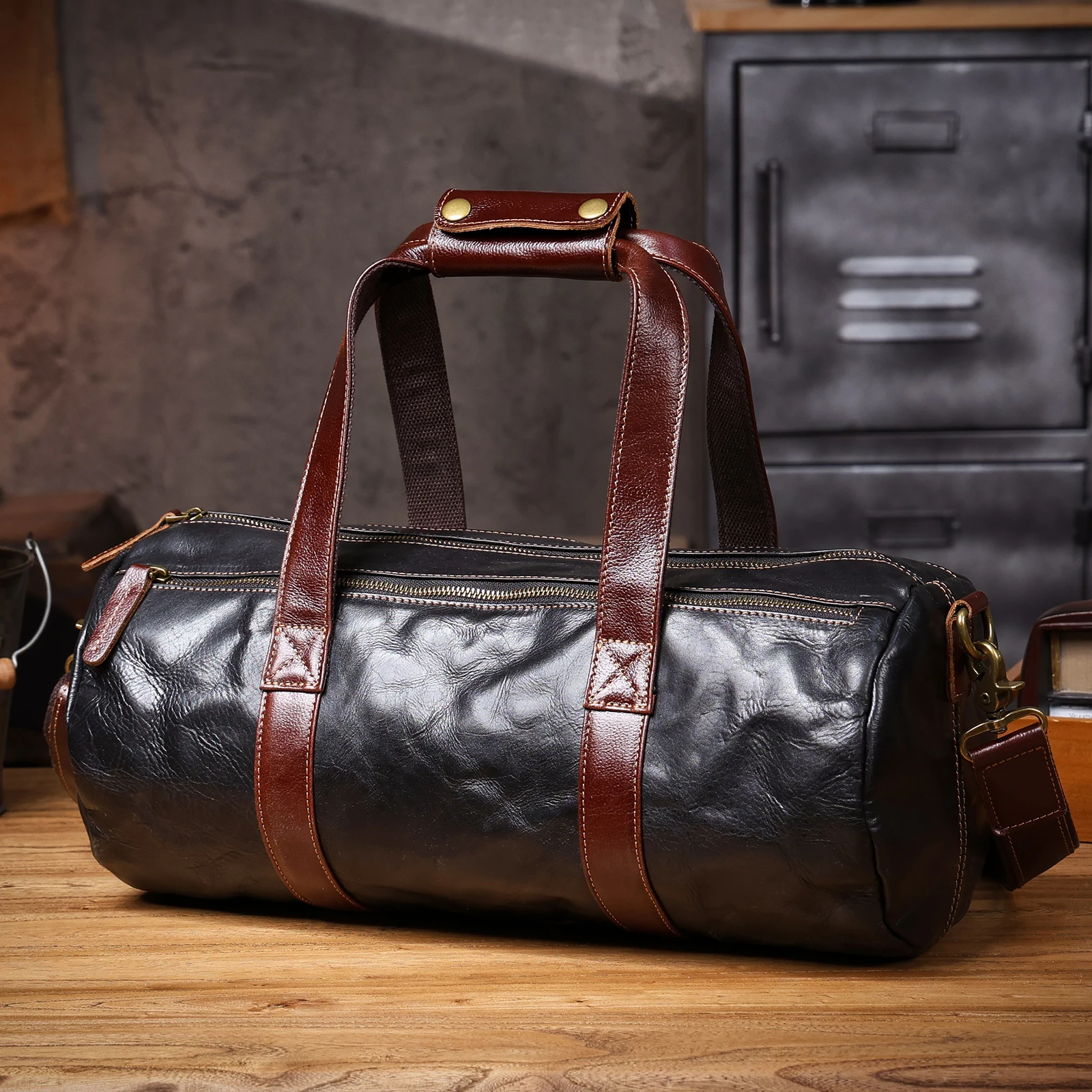Echte Leder-Umhängetasche für Herren, Crossbody-Sporttasche aus pflanzlich gegerbtem Leder, modischer Casual-Stil, einfache Rindsledertasche – Detail 9
