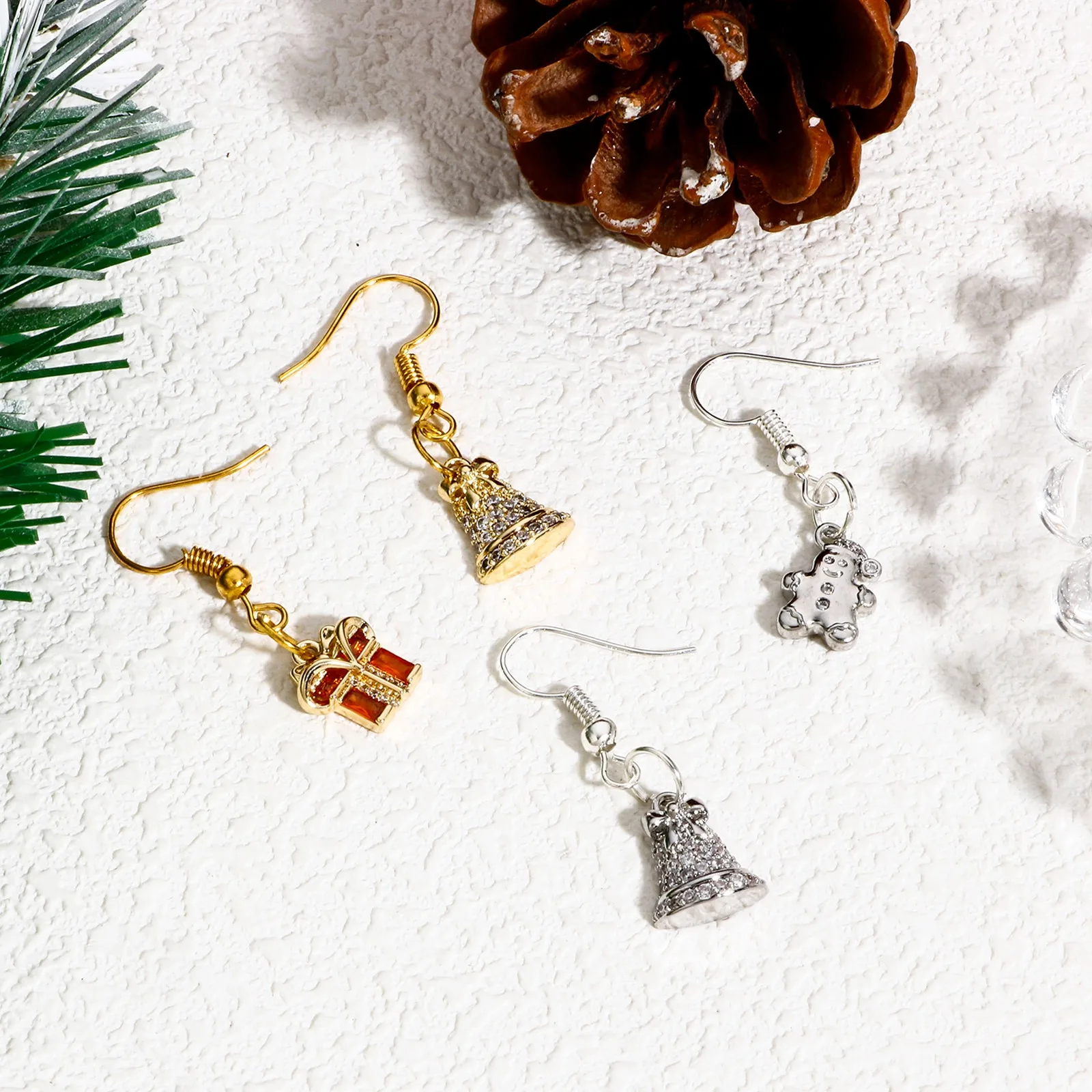 1pc Kupfer Weihnachten Charms Gold Farbe klar Zirkonia Weihnachts geschenk Glocke Stern Anhänger DIY Halskette Ohrringe Frauen Schmuck – Detail 5