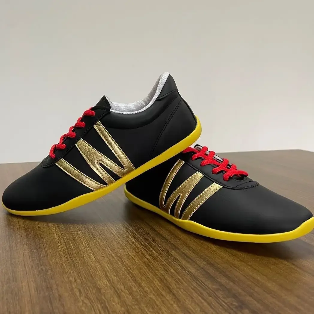 新しい快適な子供用トレーニングシューズ耐摩耗性武道競技靴ソフトオックスフォードメンズスポーツシューズ