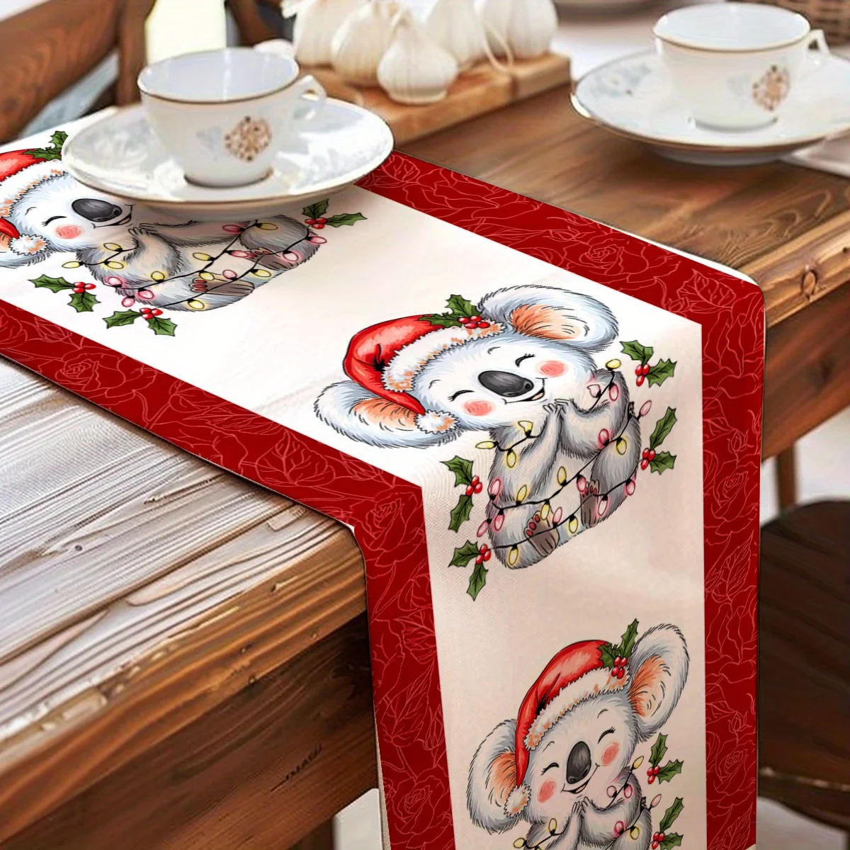 1 Piece of Christmas Cute Koala Table Runner, Painted on a White Background with a Koala Wearing a Red Hat and Wrapped in Colored Lights, Suitable for Christmas Parties, Parent-Child Restaurants, Kidsren's Room Decorations, Holiday Markets, Family Parties, Cute Pet-Themed Cafes, Handmade Studios, and Warm Home Decorations