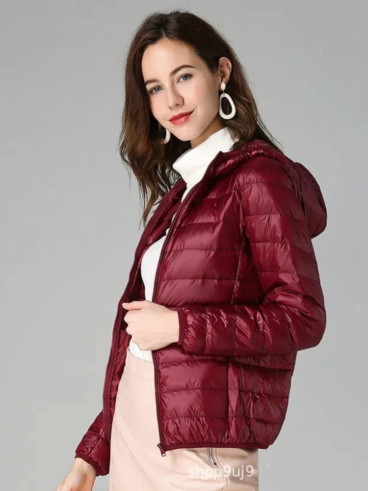 Casacos femininos de pato branco com capuz, ultra leve, à prova de vento, puffer parkas, tops curtos, moda feminina, outono inverno