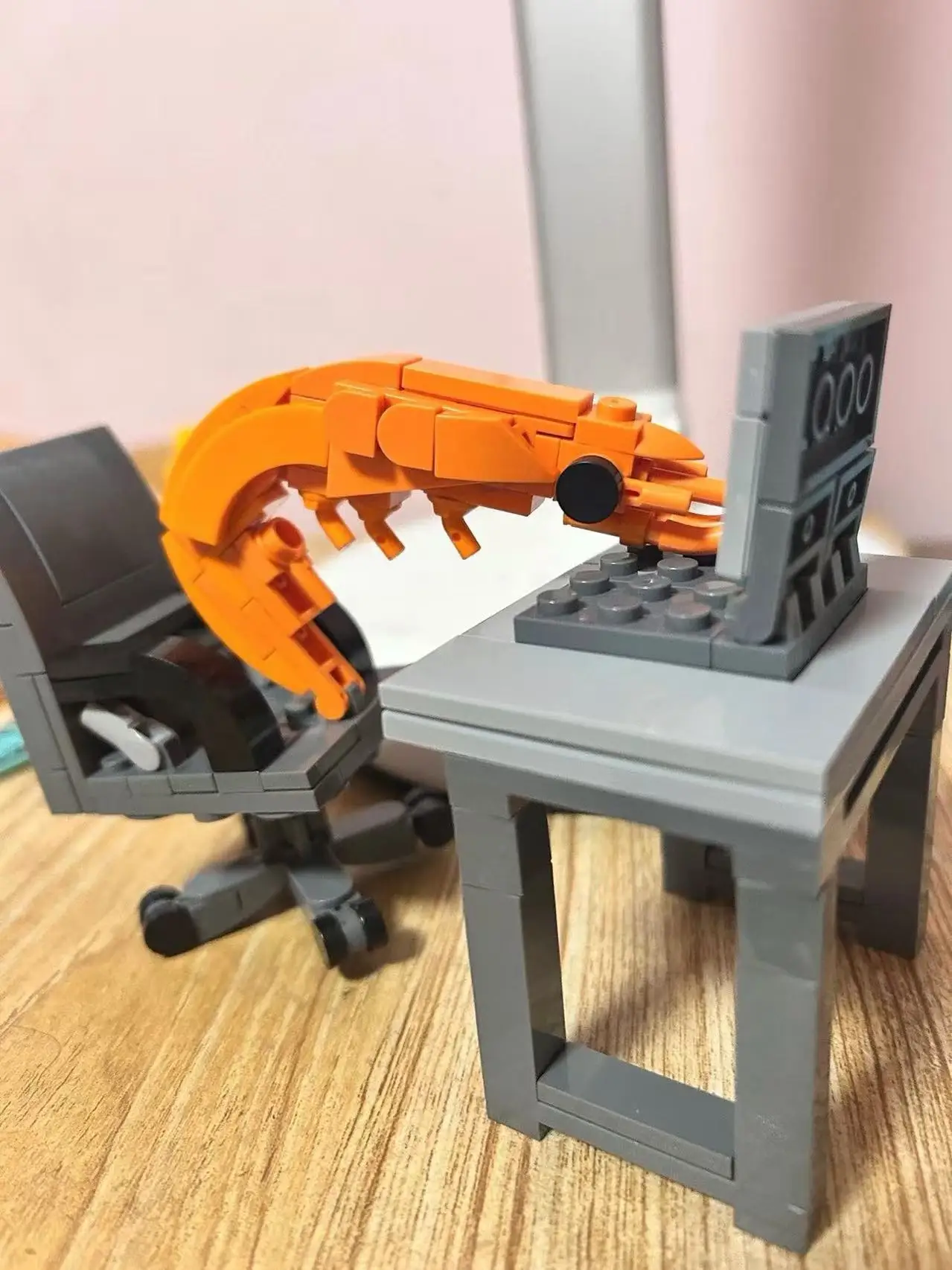 MOC-Bausteine sind nicht nur Jungs beschäftigt mit Garnelen, was tun? Lustige Puzzle-Bausteine, kreative Streiche, Geschenke