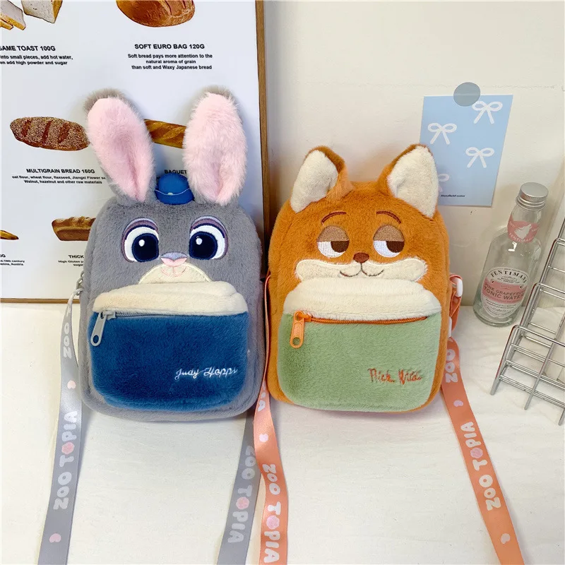 2025 Stitch Winnie Bear Niedliche Plüsch-Umhängetasche, Cartoon-Puppe, Handytasche