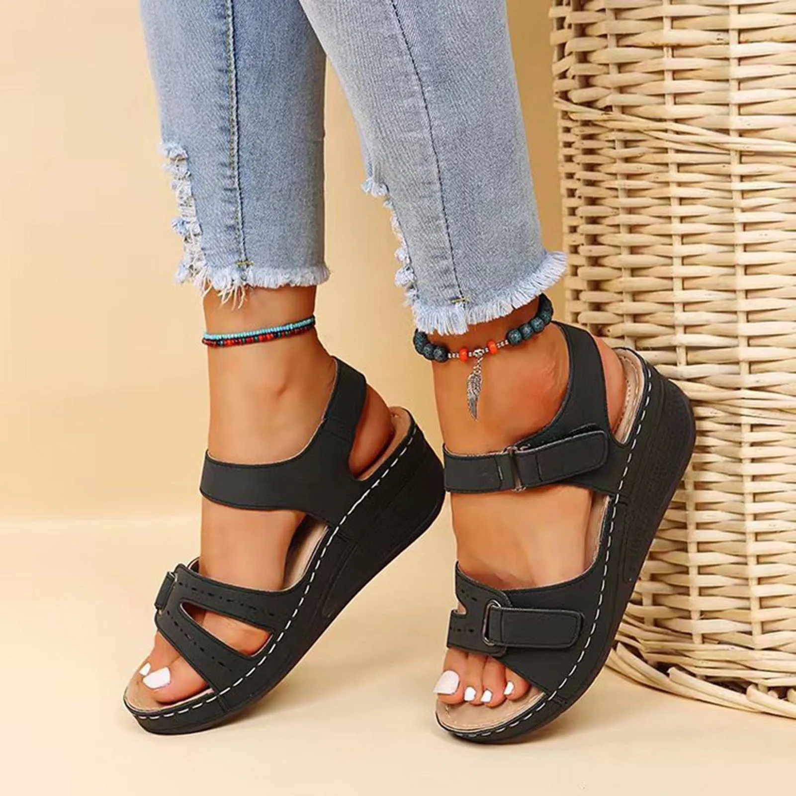 PU Women Chunky Platform Sandals Open Toe and Ankle Strap Buckle Flat Sandals for Office Date Dance Everyday Wear