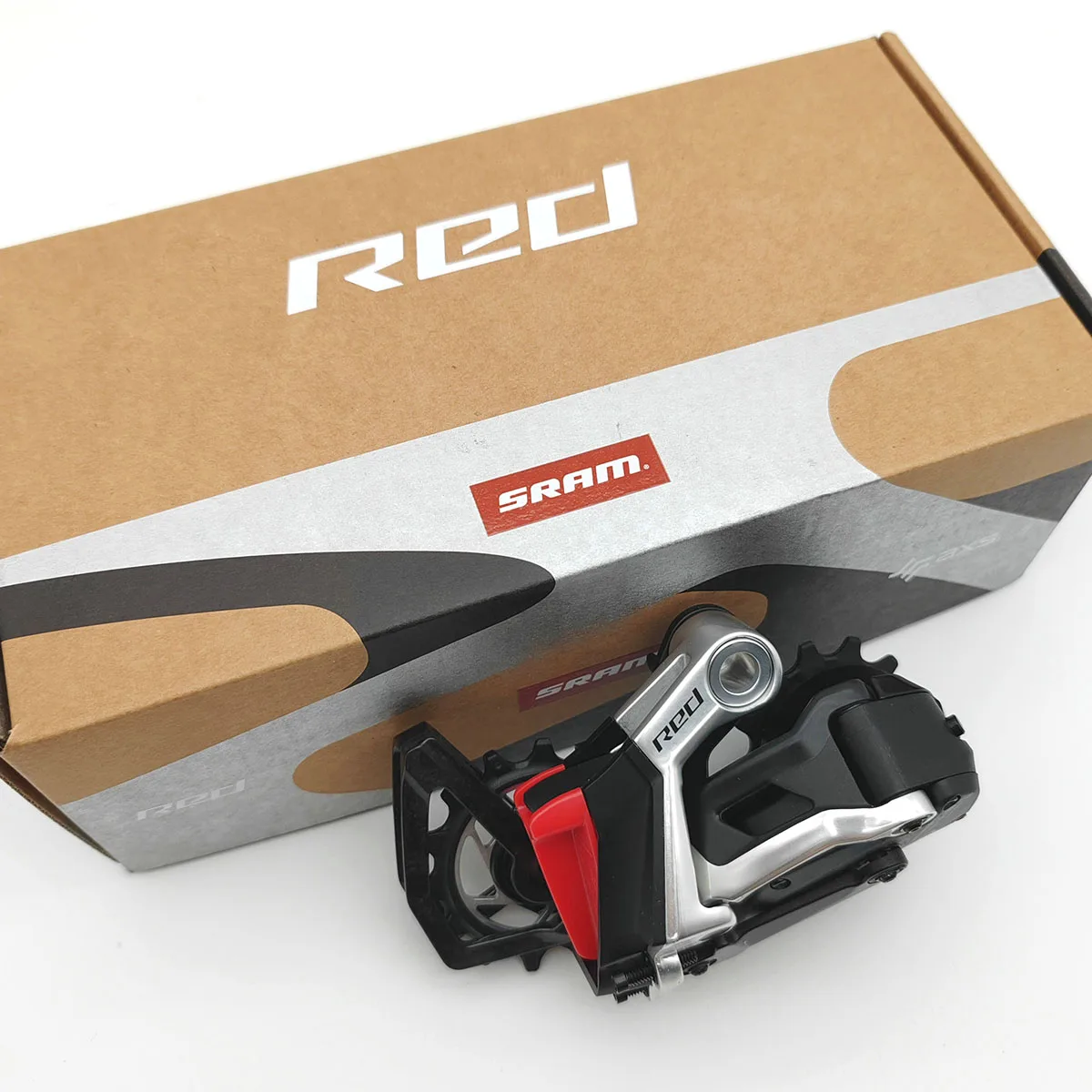 

SRAM RED AXS Rear Derailleur RD-RED-E-E1 12 Speed 36T Max tooth Carbon Cage 2x Drivetrain Configuration ready for 1x or 2x