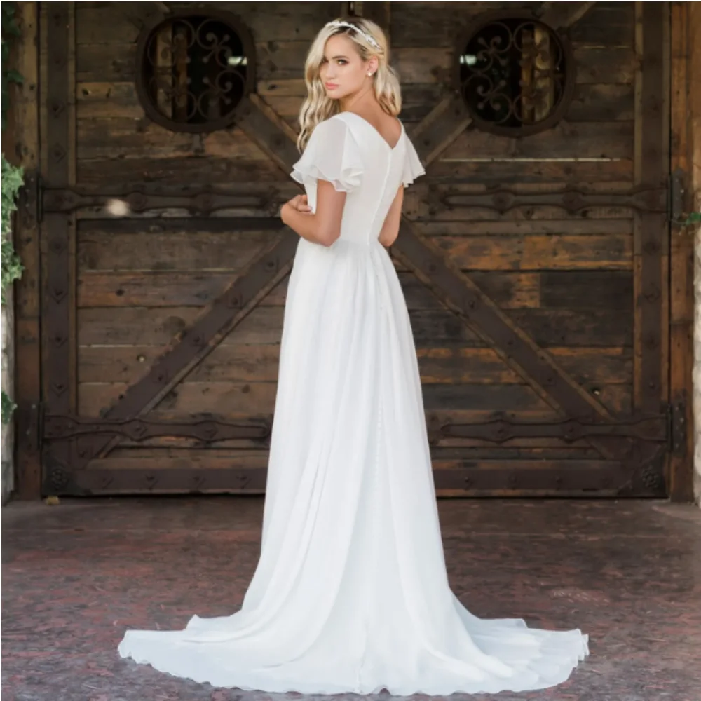 2024 New A-line Chiffon Boho Modest Wedding Dresses With Flutter Sleeves V neck Buttons Back Informal Beach Bridal Gowns Boho