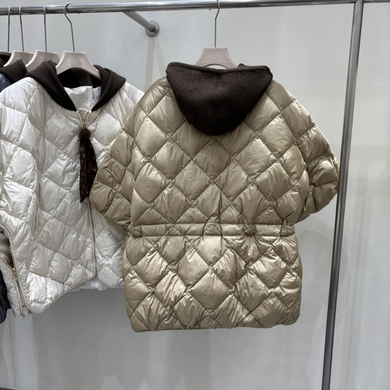 Schinteon Women's 90% White Duck Down Irregular Vest with Knitted Hood Sleeveless Jacket Fashionable Autumn Winter Cape 2026 New