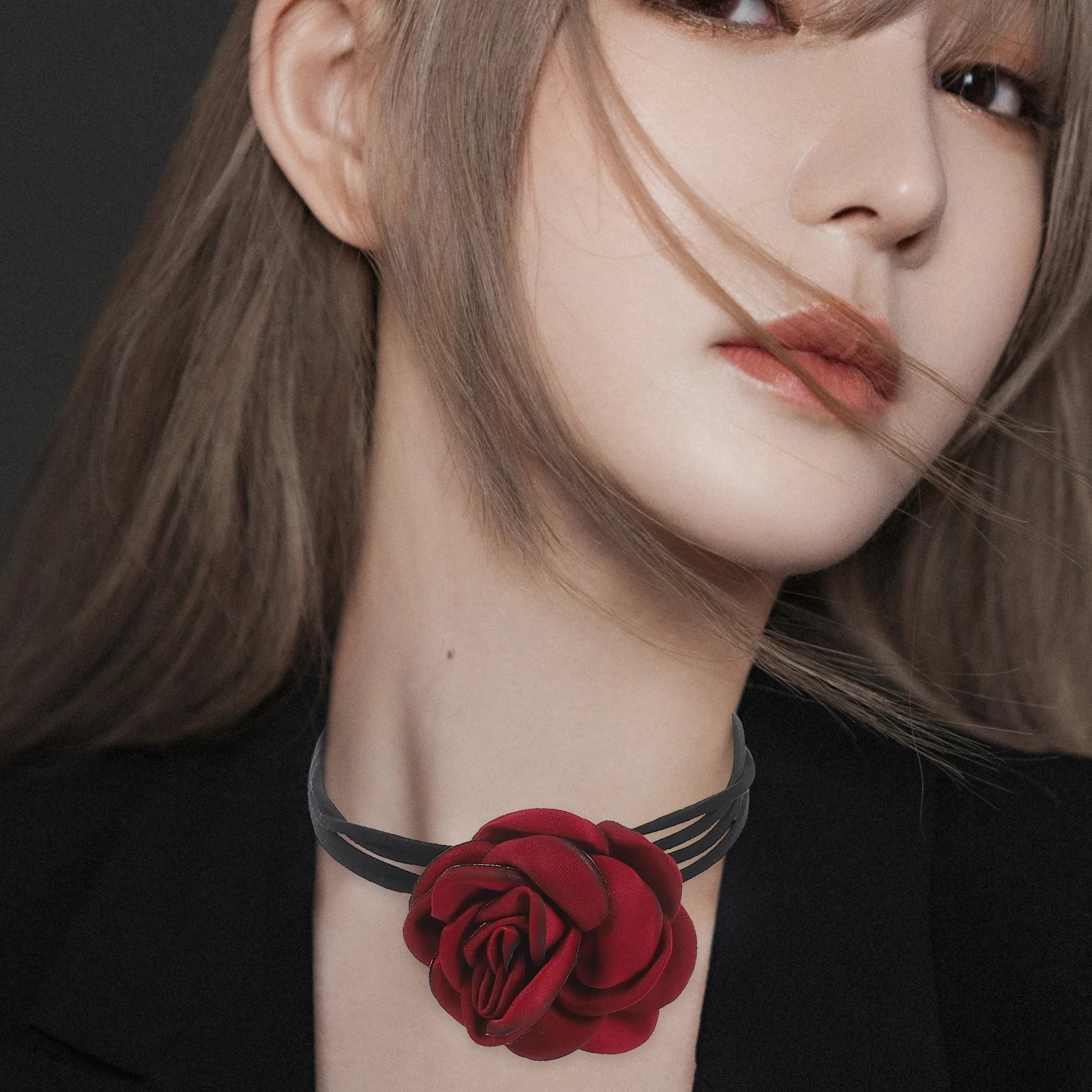   Collana con rosa Collane girocollo per gioielli per ragazze Girocolli da donna Fiore Decorazione donna Fascia decorativa