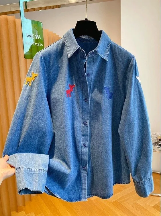

Embroidered Deer Blue Denim Shirt Women's Loose Vintage Early Spring Top High End Fashion Elegant Girl's Collar