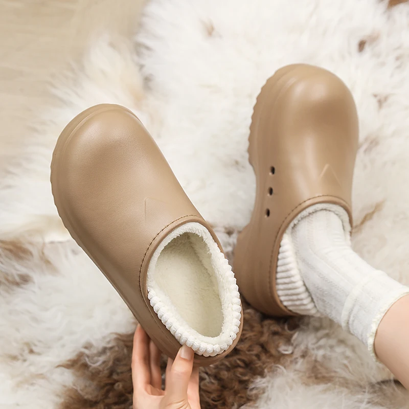 Autumn and Winter Simple Solid Color Closed-Toe Plush Half-Slippers, Integrated Waterproof Thick-Soled Non-Slip Couple's Warm Home and Outdoor Cotton Slippers