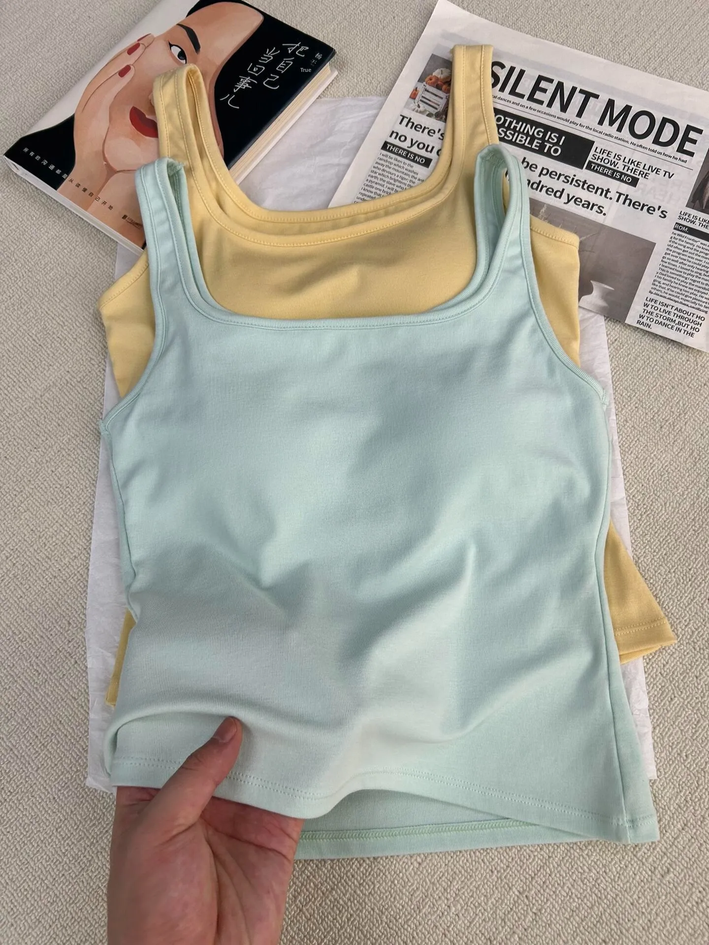 

Белый жилет на бретельках с нагрудником, интегрированный бальный жилет, женская летняя уличная одежда, базовый топ без све