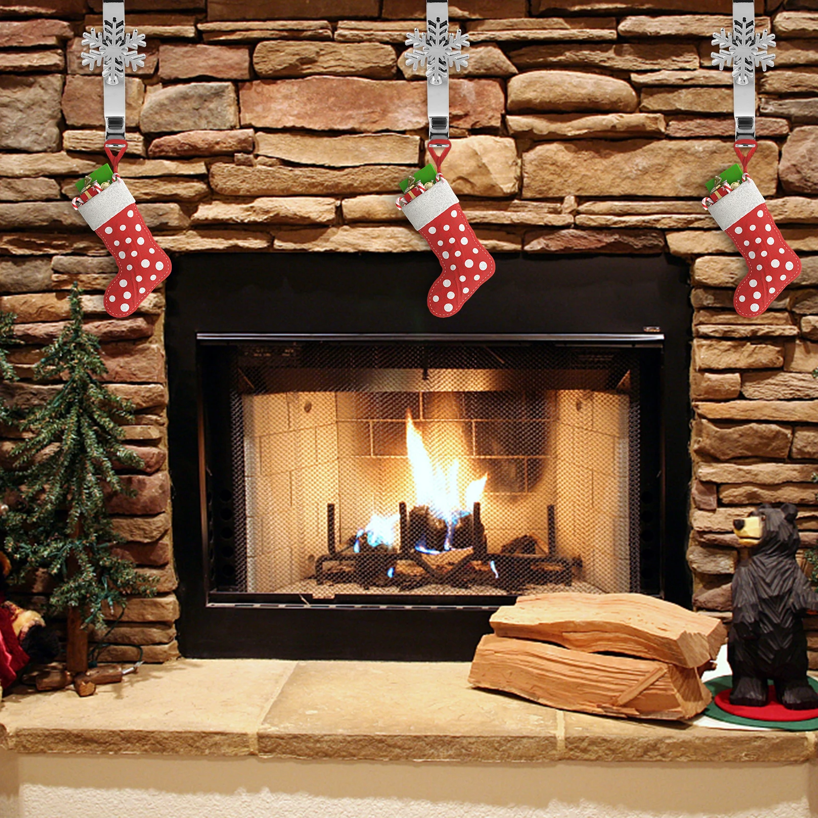 

Christmas Stocking Holder Rustic Iron Xmas Sock Fixing Hook for Mantel Decor Festive Holiday Decoration Hanging Tool