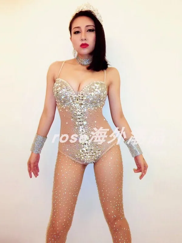 

Women's Sexy Luxurious Full Diamond One-Piece Triangle High-Cut Hooded Jacket Stage Performance Outfit