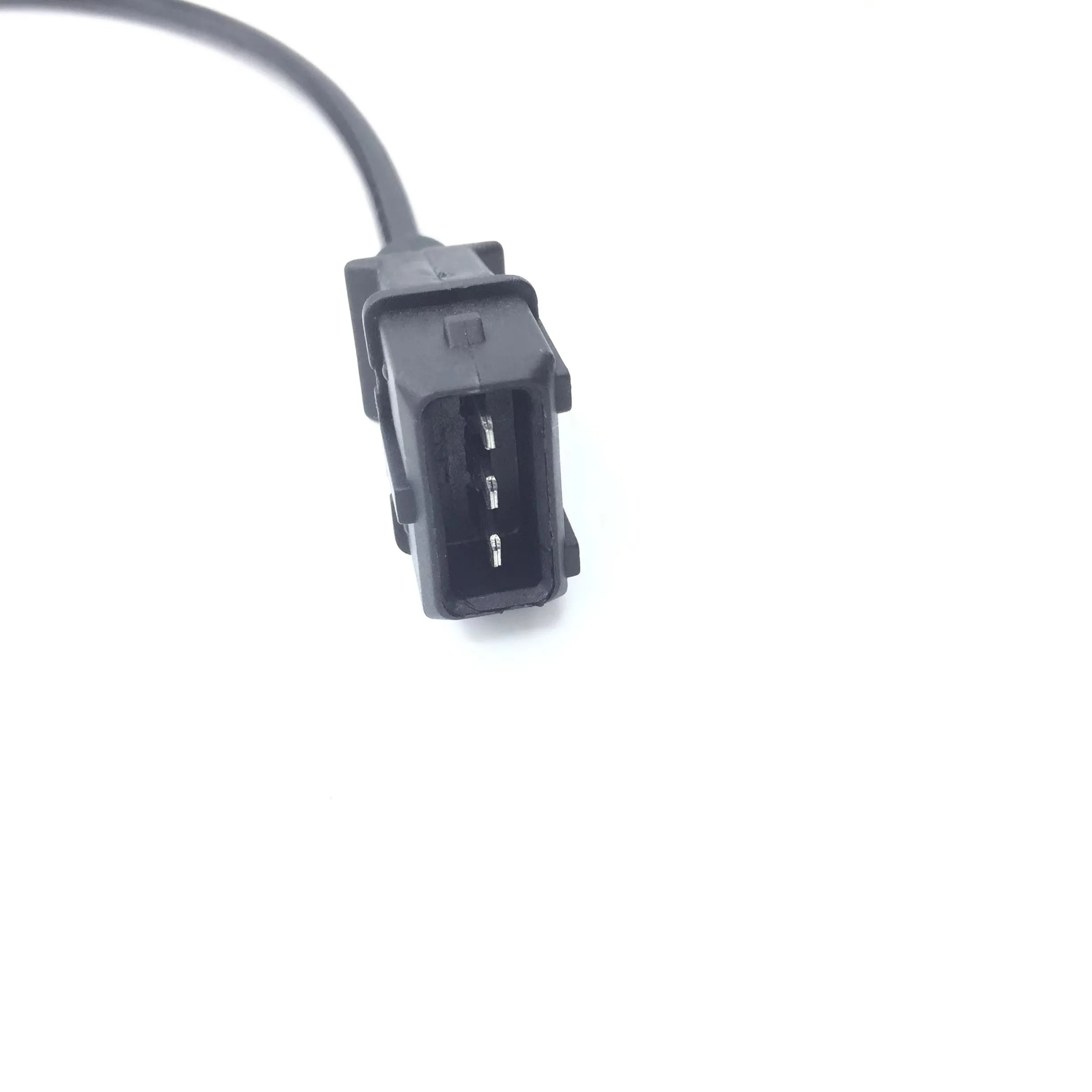 Crankshaft Position Sensor 0281002285 RPM Sensor OE Number 504096645 For Iveco Daily Fiat Ducato Truck Engine Crank Shaft Positi