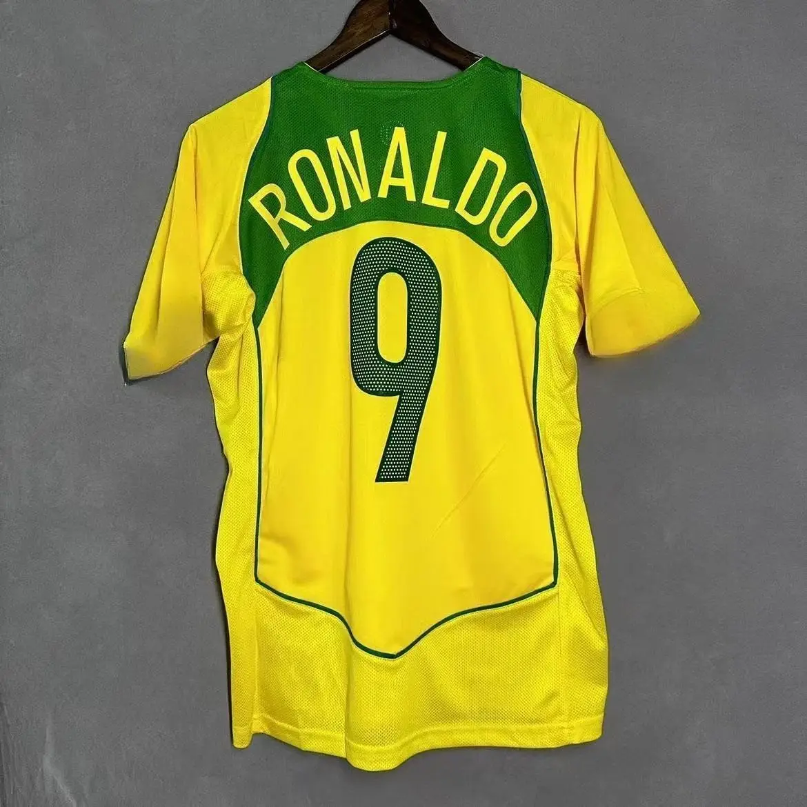 2004 البرازيل المنتخب الوطني المنزل ريترو ثلاثية الأبعاد مطبوعة الرجال والنساء موضة رياضية قصيرة الأكمام جيرسي مروحة T-Sh الطبعة التذكارية