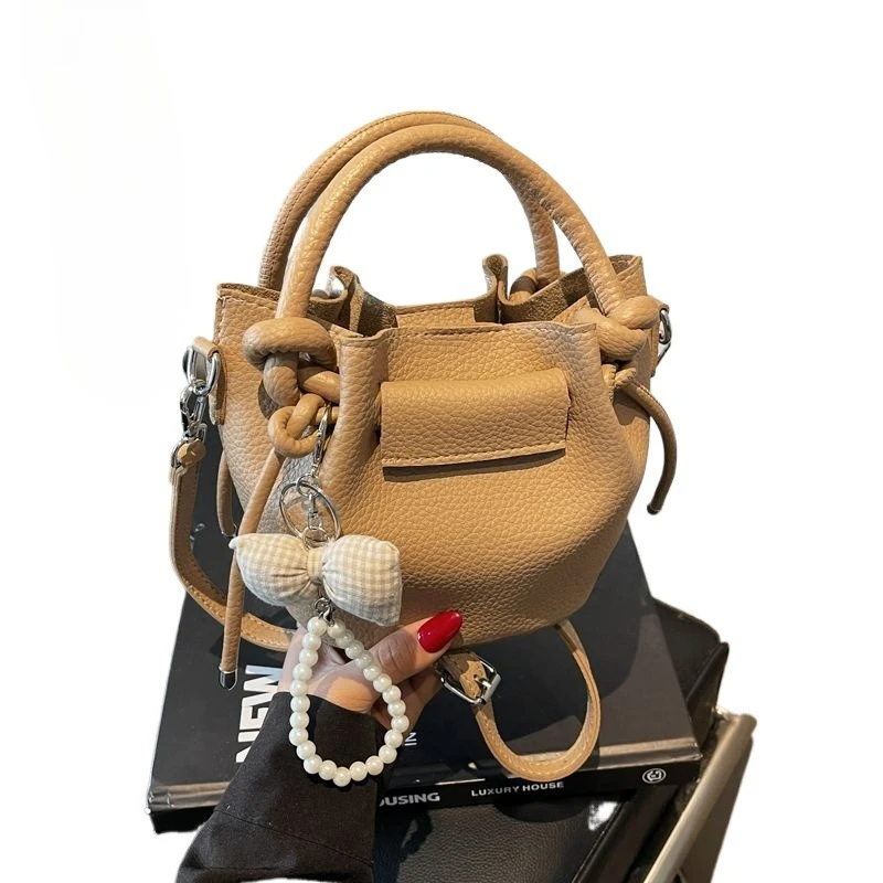 

Japan, South Korea Version Hand-carried Bucket Handbags New Simple Shoulder Bag New High-end Versatile Good-looking Women's Bag