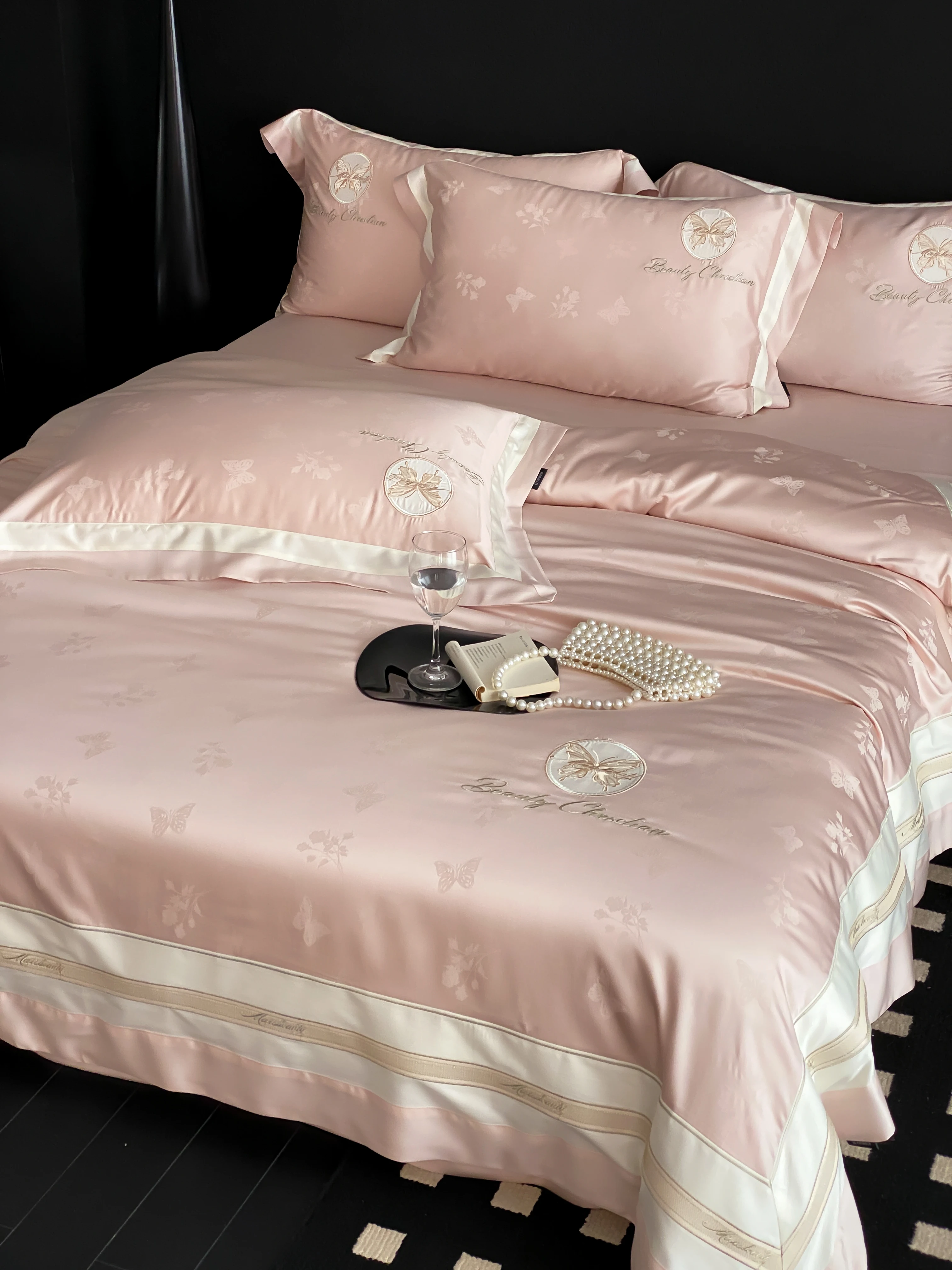 French Pastoral Floral Bedding Set 4Pcs Duvet Cover Set Queen Size with Soft Silky Bed Linen with Luxury Lace Edge High