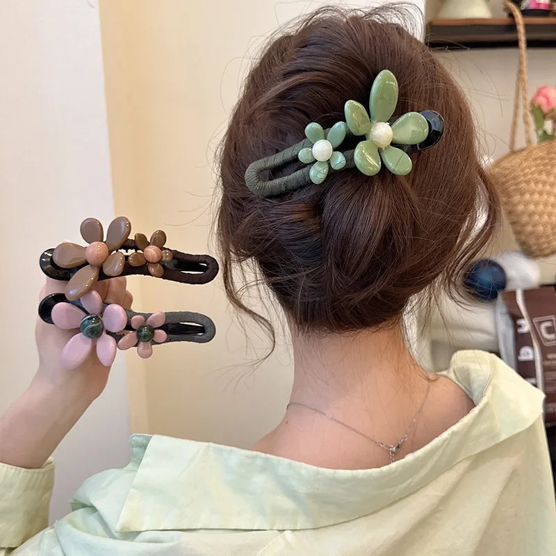 

Retro Flower Korean One-word Grab Clip Female 2024 New Duck Bill Hairpin Back Head Disc Hair Shark Clip