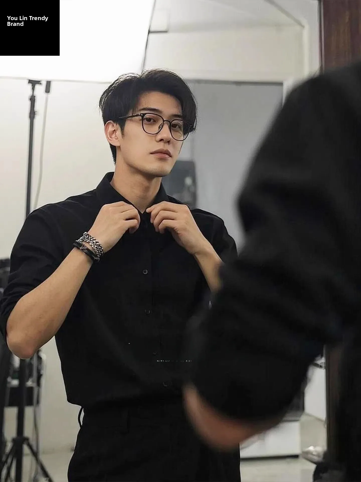 

Мужская черная рубашка с длинным рукавом Briti Sle: повседневная, дышащая, теплая, стандартного кроя, для весны и лета, молодежная, модная, для ношения под одеждой