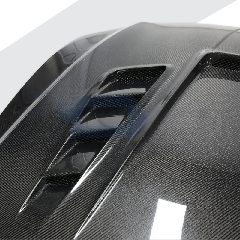 High Quality Vented Carbon Fiber Engine Hood Bonnet Replacement Parts Fit CN7 2021-2025 Aftermarket Car Styling Upgrade Accessor