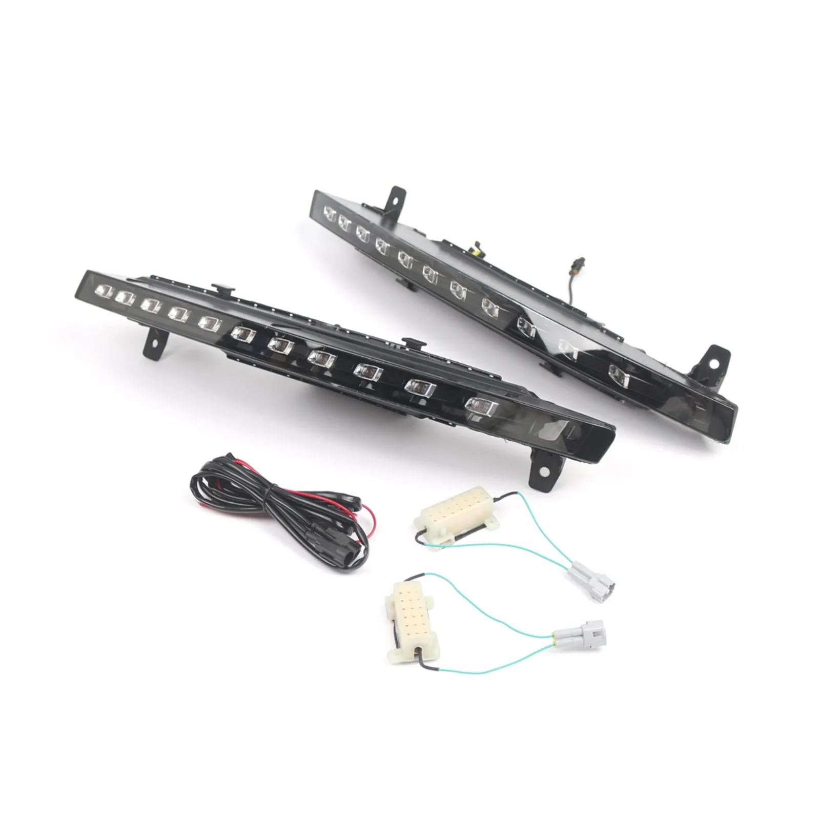 For Audi Q7 2010-2015 S-Line 4L0953041E 4L0953042E Black High-Quality Sports Model Front Bumper LED Daytime Running Lights