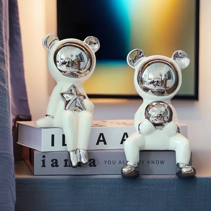 Creative Ceramic Couple Sitting Statue Sun Moon Astronaut Art Bookends Living Room Home Decor Ornaments