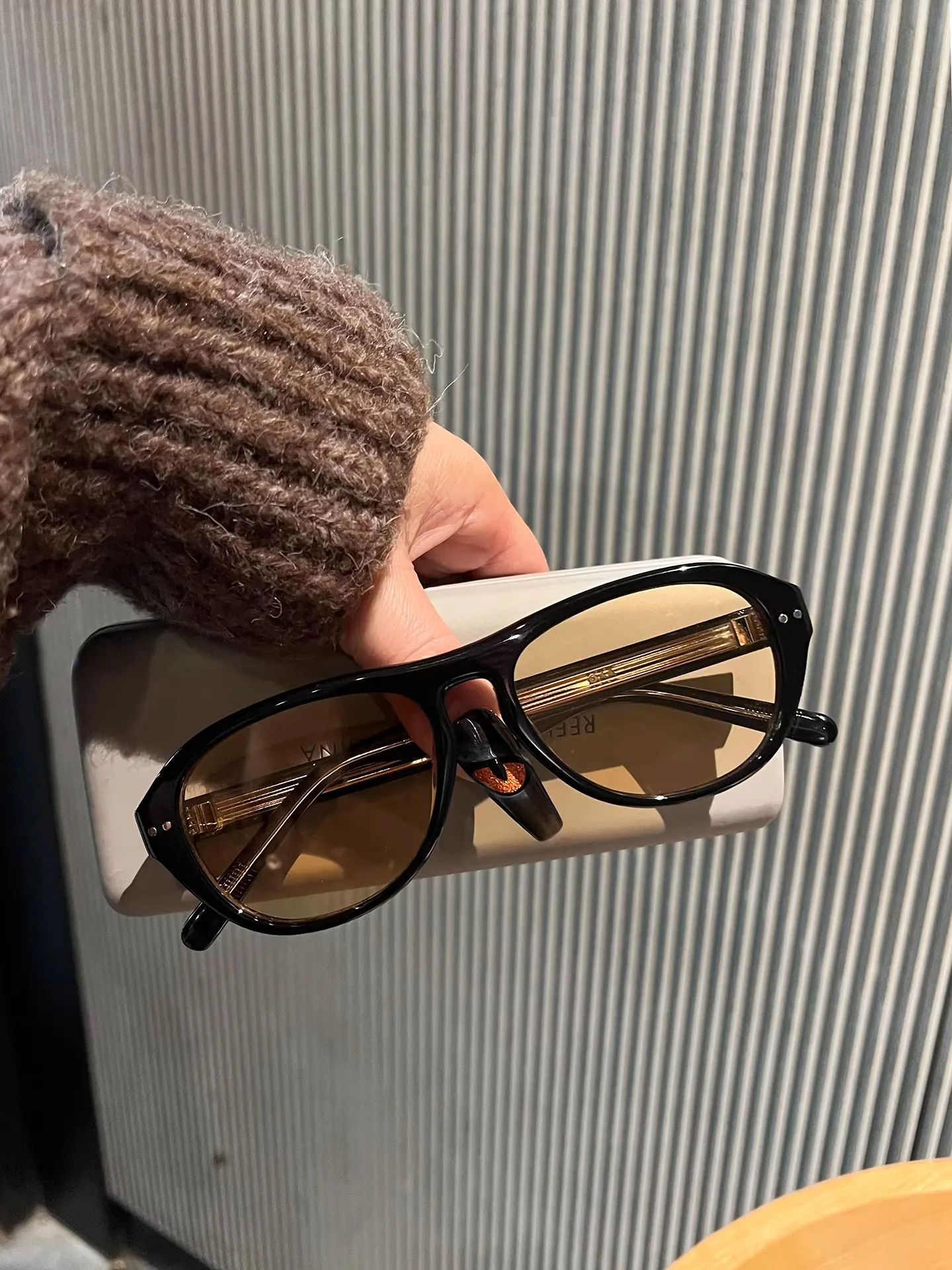 cherrykoko-faionable-high-end-tea-lens-sunglasses-bla-frame-nylon-uv-protection-ex-pilot-sle-glasses-for-all-face-t