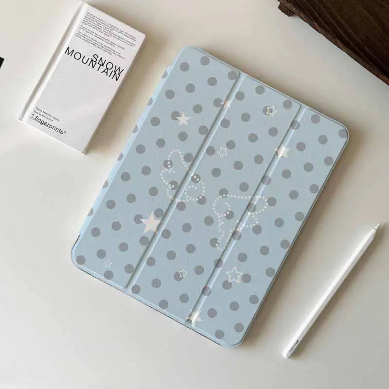 Blue Gray Wave Dotted Wings Star Tablet Case For iPad Pro 13 11th A16 12.9