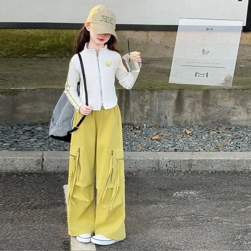 مجموعة ملابس أطفال بناتي لخريف وشتاء 2025 سترة علوية قصيرة على شكل قلب + سراويل رياضية 4 6 8 10 12 14 15 سنة #2