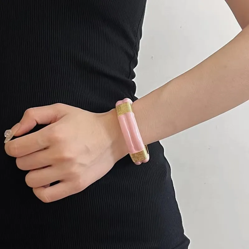 French Retro Design Color Contrast Enamel Stack Wear Open Bracelet Light Luxury Wide Suitable For Women To Wear Accessories