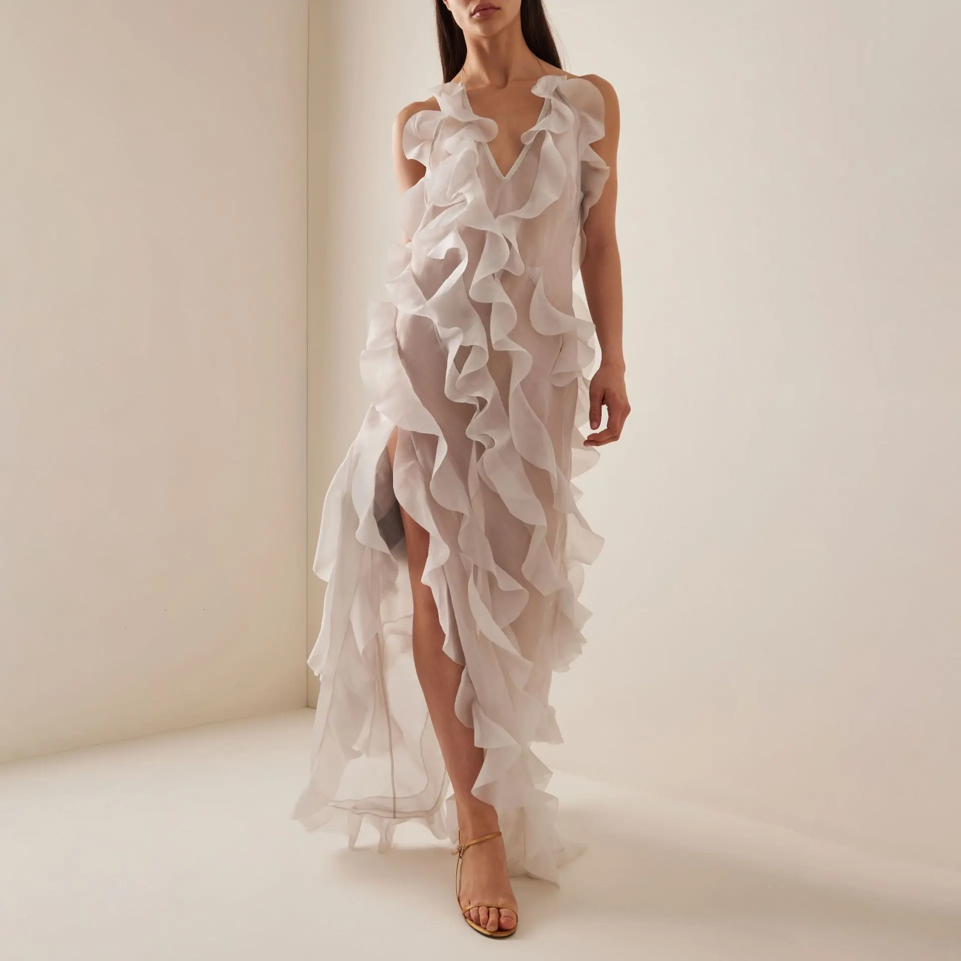 

Sexy deep V meat suspender high split ruffle cake dress fashion simple versatile temperament luxury elegant resort style high-en