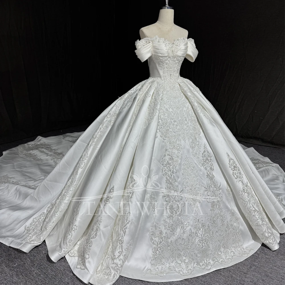 

Sweetheart Off-Shoulder Lace-Up Back Luxury Wedding Dress Sequined Customized Embroidery Bride Dress