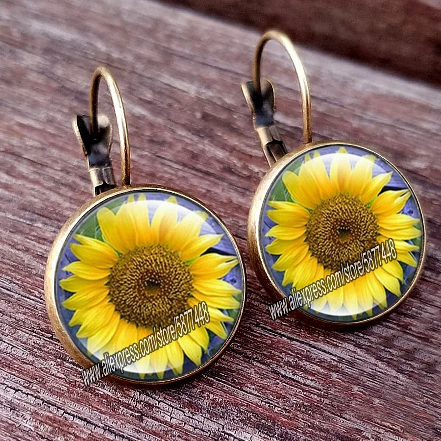 Earrings for Women Fashion Jewelry Butterfly Stud Earrings Zinc Alloy Sunflower Jewelry Glass Tree of Life and Wolf Earring