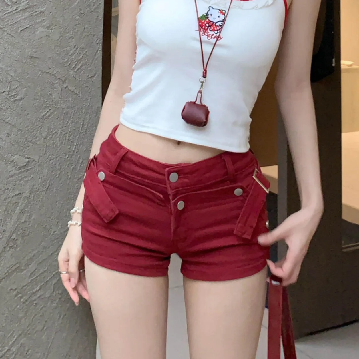 Spice Girl Red Low Waist Y2k Denim Shorts Women Summer New Cargo Pockets Skinny Super Short Hot Pants