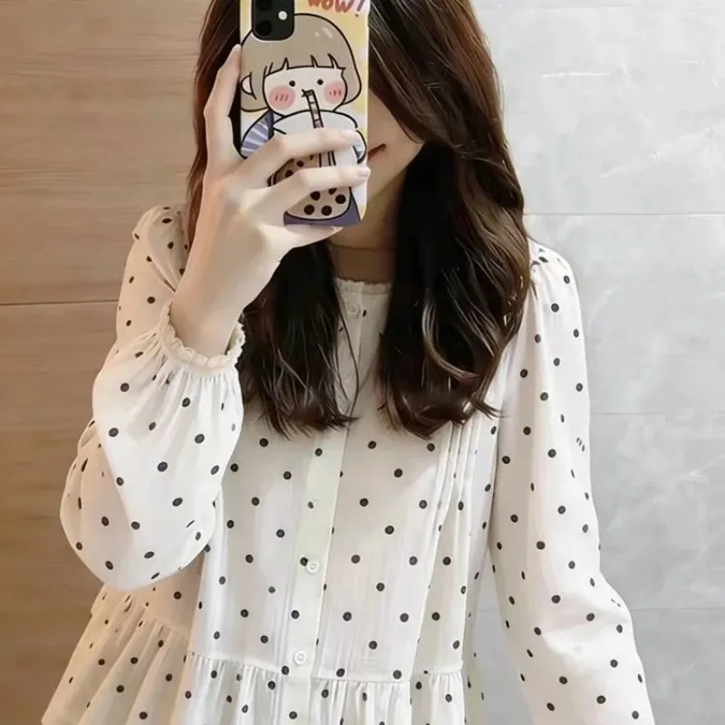

Women's Retro Polka Dot Blouse Long Sleeve Ruffle Hem Casual Shirt Loose Cute A-line Top